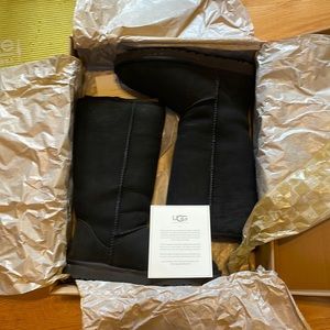 Ugg classic tall boots